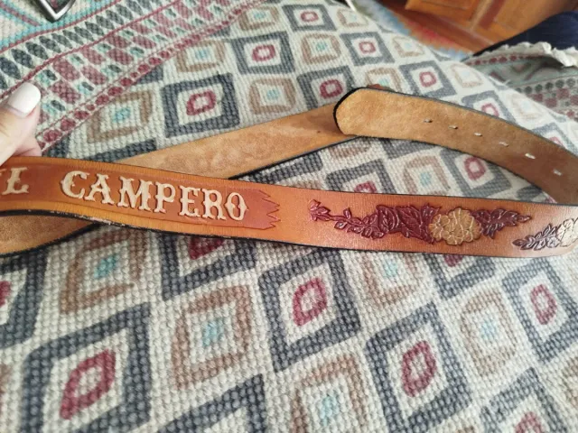 Cinturón de cuero El Campero con flores