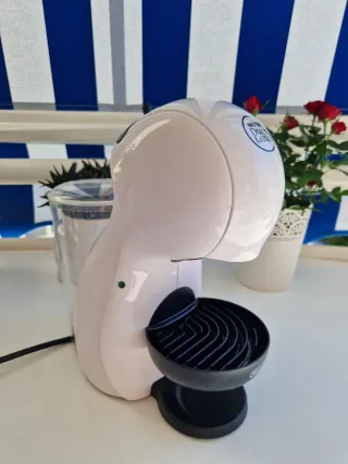 Cafetera Dolce Gusto Blanca