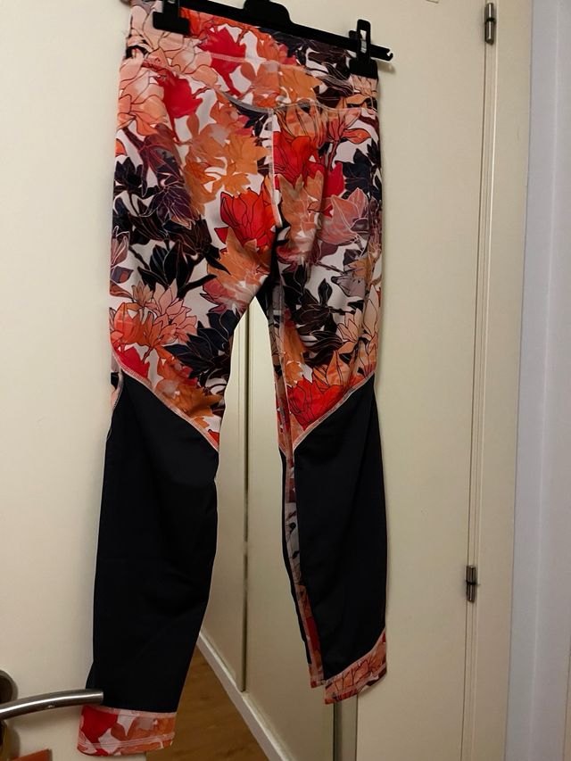 Pantalón de deporte estampado