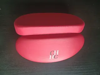 Cajita de gafas CH Carolina Herrera Roja