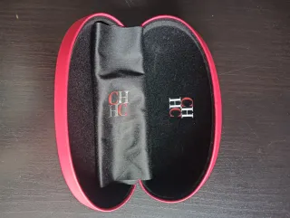 Cajita de gafas CH Carolina Herrera Roja