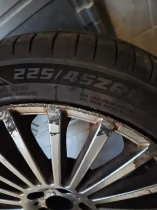 Llantas Volvo S60 con Neumático