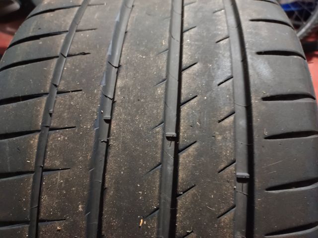 Se venden 4 Michelin Pilot Sport 4 S 255/30 R19