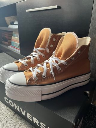 Converse Chuck Taylor All Star altas mostaza
