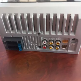 Ricevitore stereo per auto FM&MP5