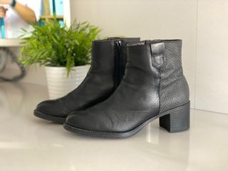 Botines de piel,negras, talla 38