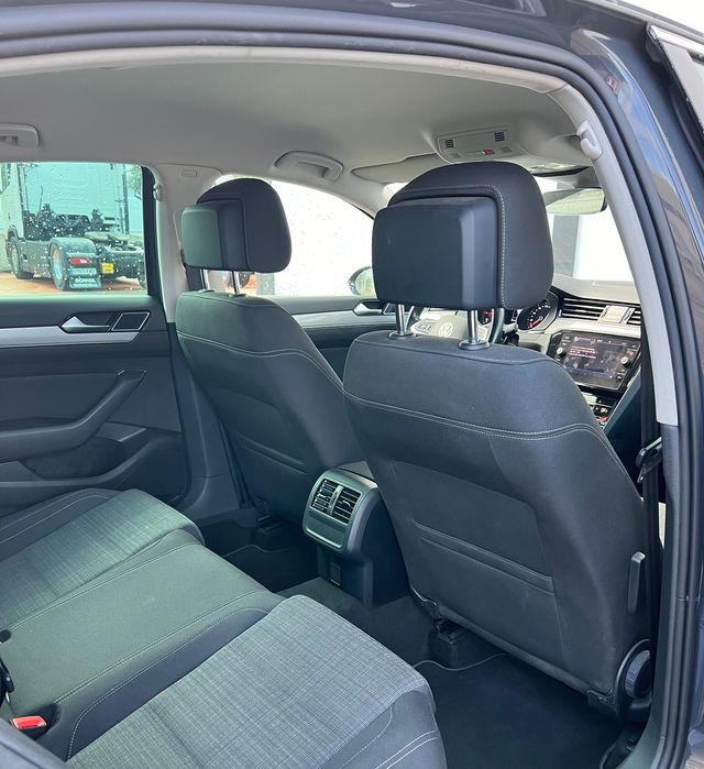 Volkswagen Passat 2021