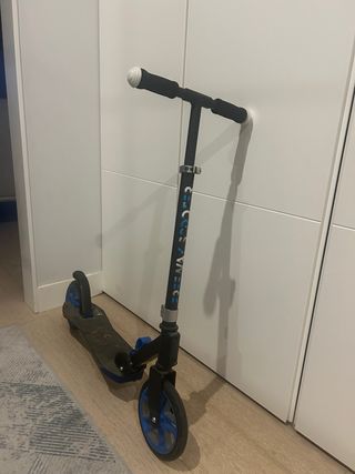 Patinete Freeway Grande Negro/Azul
