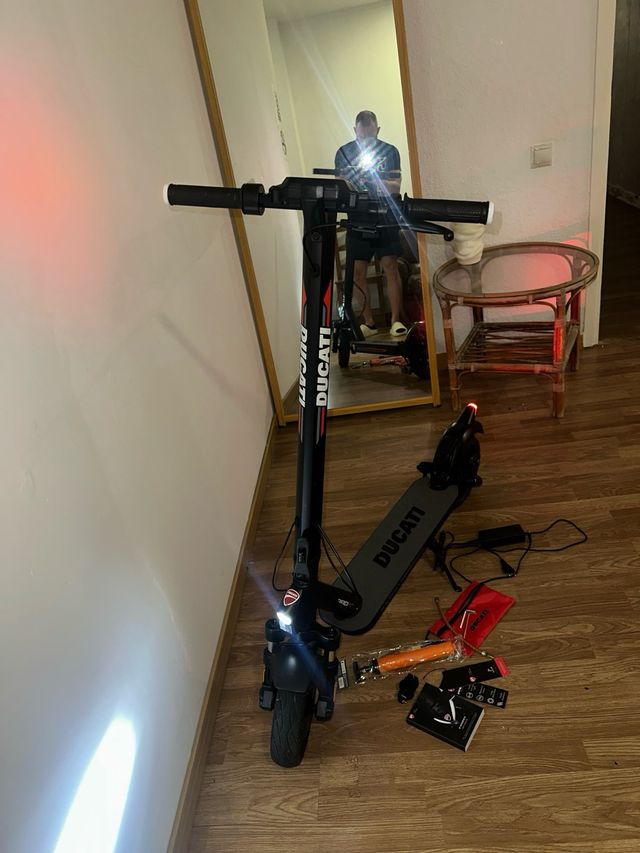 Patinete Eléctrico Ducati Pro-II EVO