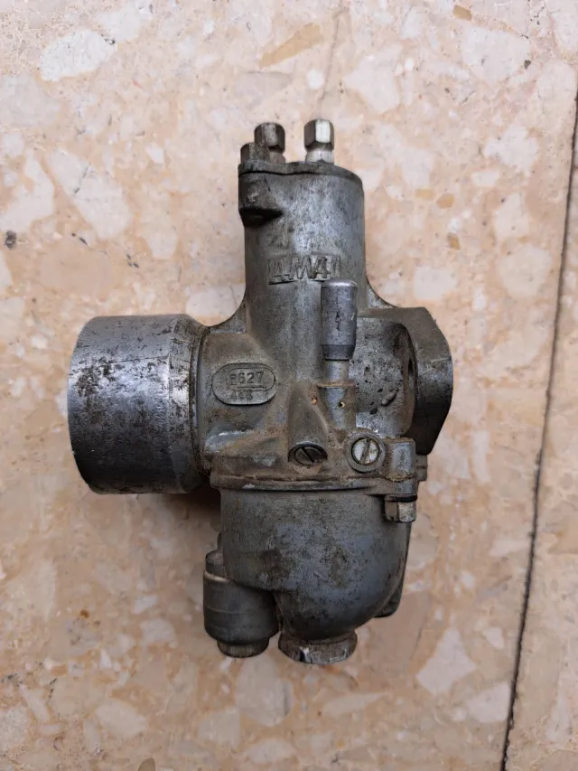 Carburador Amal 627