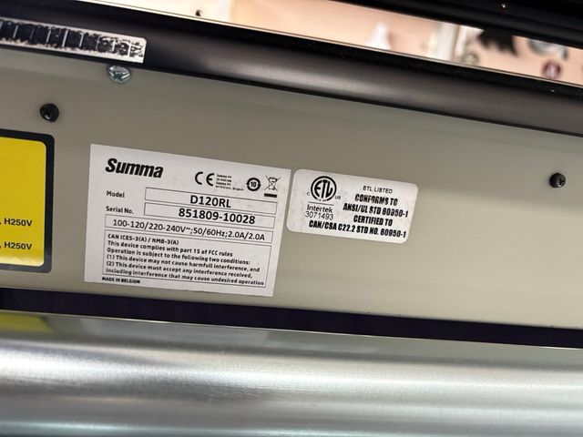 Plotter de corte Summa D120RL