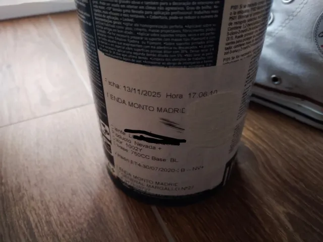 Pintura Montó NCS S 1002 Y Nevada