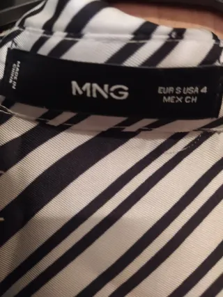 Vestido Mango, rayas blanco y negro, manga larga