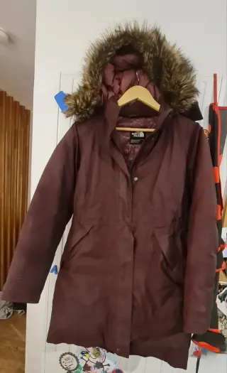 The North Face plumas ganso mujer talla M, vino