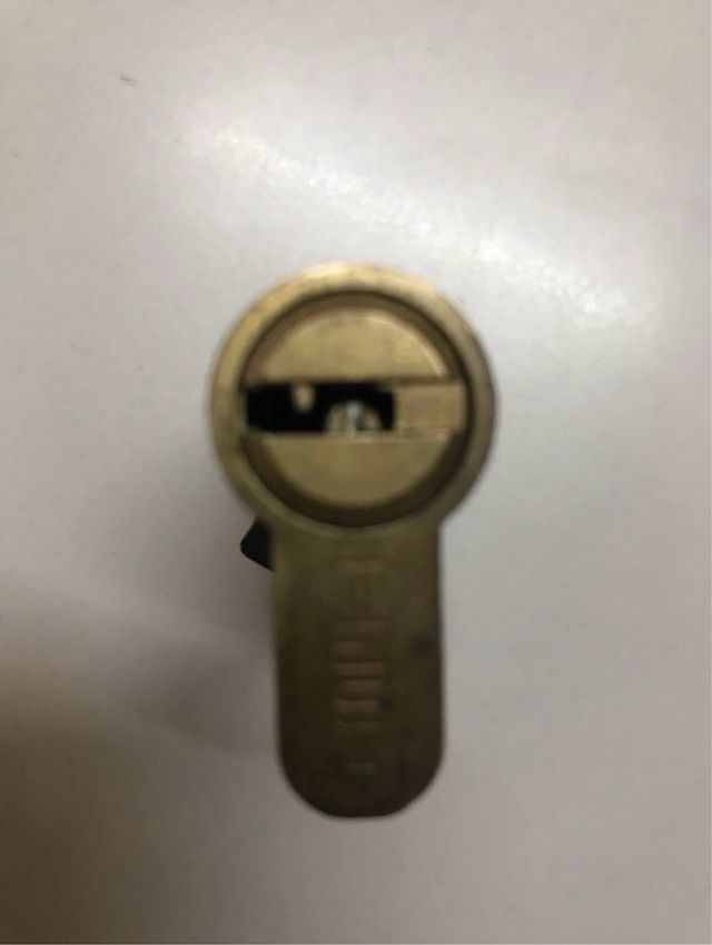 Bombín Tesa T60 30x30 + 2 llaves