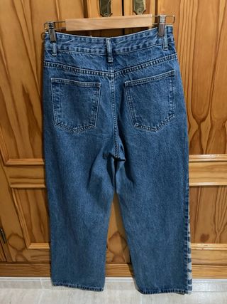 Pantalón vaquero estampado cebra