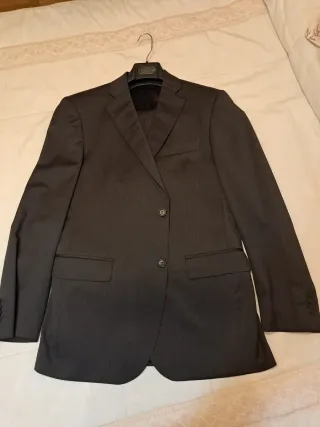 Traje de vestir gris