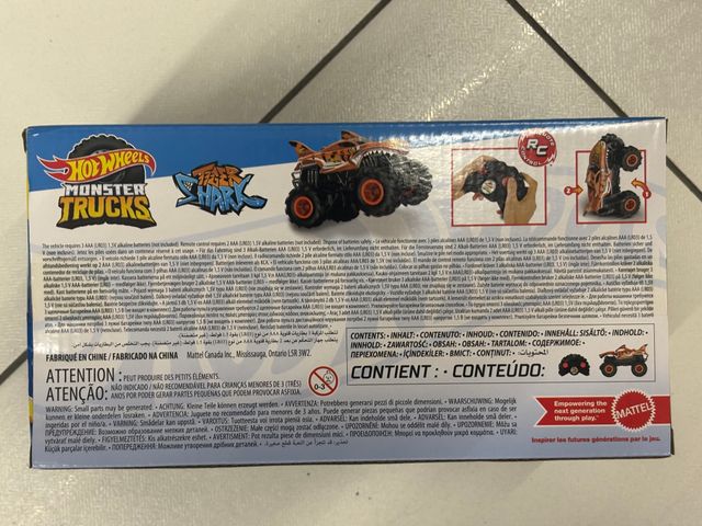 Hot Wheels Monster Trucks Tiger Shark RC