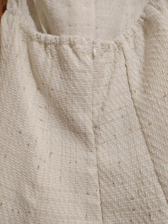 Conjunto chaqueta y vestido blanco elegante