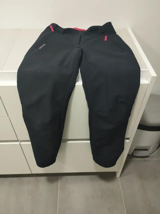 Pantalón trekking Quechua Talla 12-13 Años