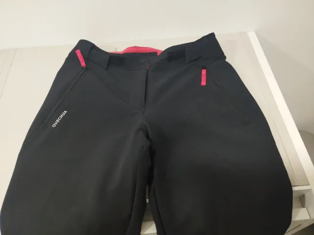 Pantalón trekking Quechua Talla 12-13 Años