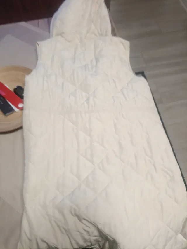 Chaleco largo acolchado mujer beige