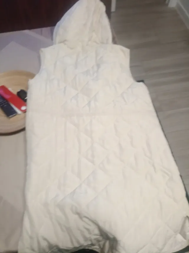 Chaleco largo acolchado mujer beige