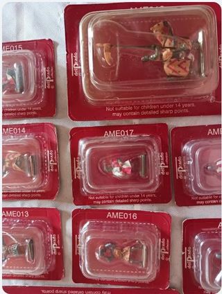 Soldatini Del Prado in metallo n.44 pezzi