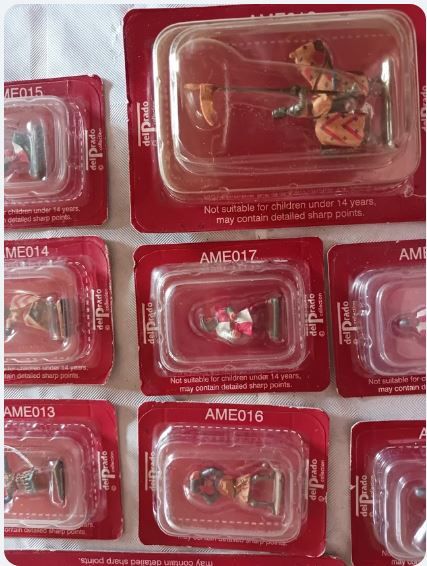 Soldatini Del Prado in metallo n.44 pezzi