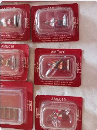 Soldatini Del Prado in metallo n.44 pezzi