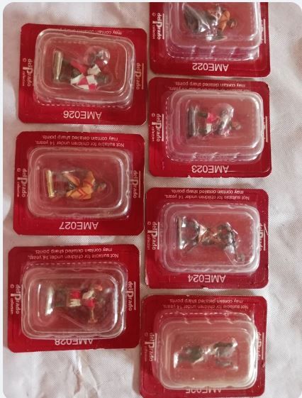 Soldatini Del Prado in metallo n.44 pezzi