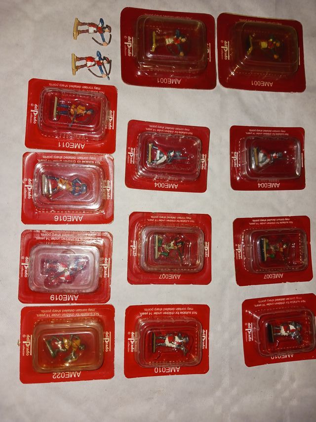 Soldatini Del Prado in metallo n.44 pezzi