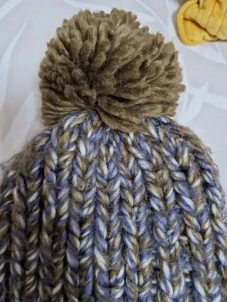 Gorro de lana tejido a mano