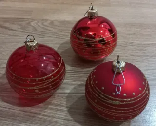 Bolas Navidad Rojas Decoradas 8cm (Set 6)