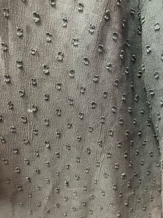 Blusa negra lencera con lazo