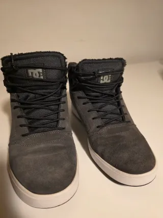 Scarpe DC grigie alte