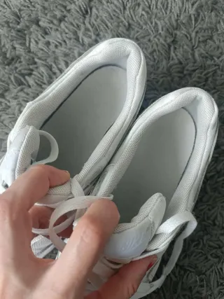 Nike Air Max 1 Triple White Gum T39