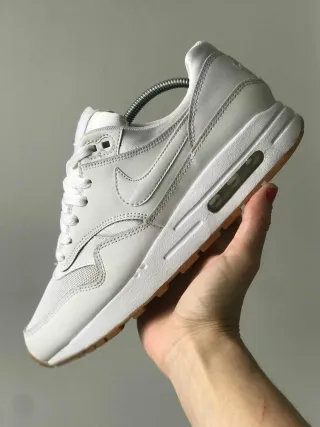 Nike Air Max 1 Triple White Gum T39