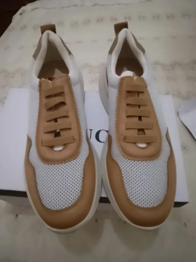 Deportivas mujer blancas y marrones número 38 nueb