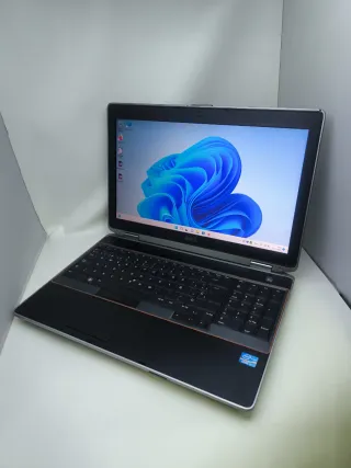 Portátil Dell Latitude E6550 Negro/Plateado