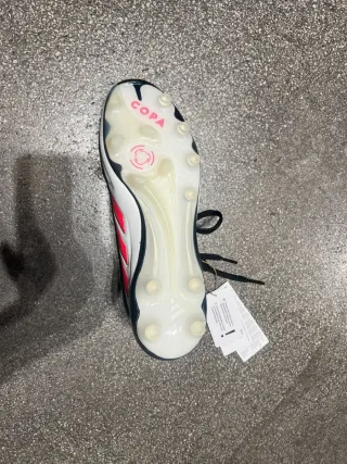 Botas de fútbol Adidas alta gama NUEVAS.