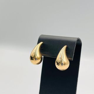PENDIENTES DE GOTA 18K