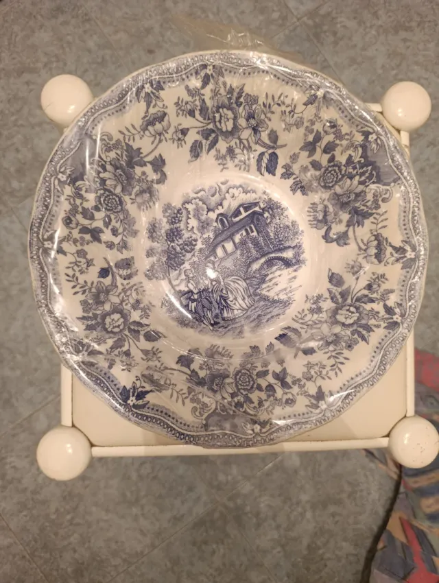 Juego de porcelana antigua