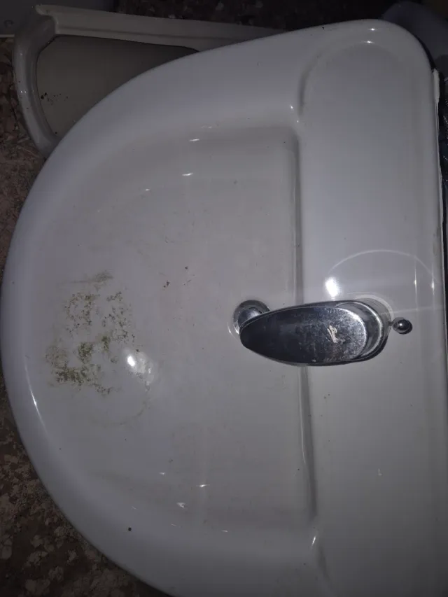 Lavabo blanco con pie (2 unidades)