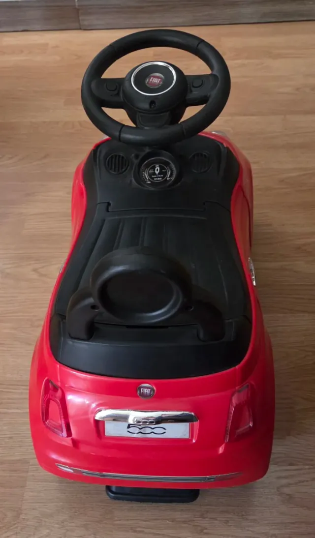 Coche correpasillos Fiat 500 rojo