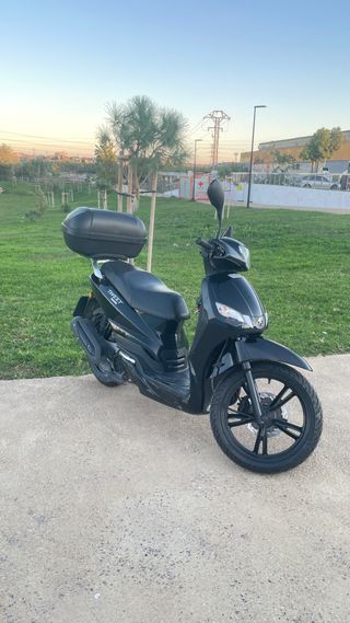 Peugeot  Tweet 125 2023