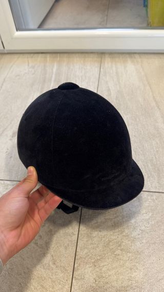 Casco de hípica negro