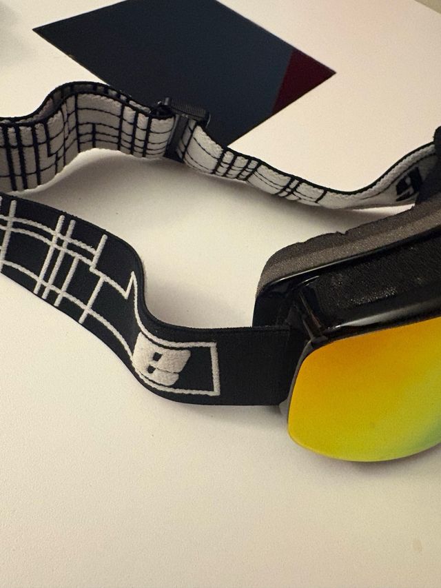 Gafas de esquí para sol y nubes