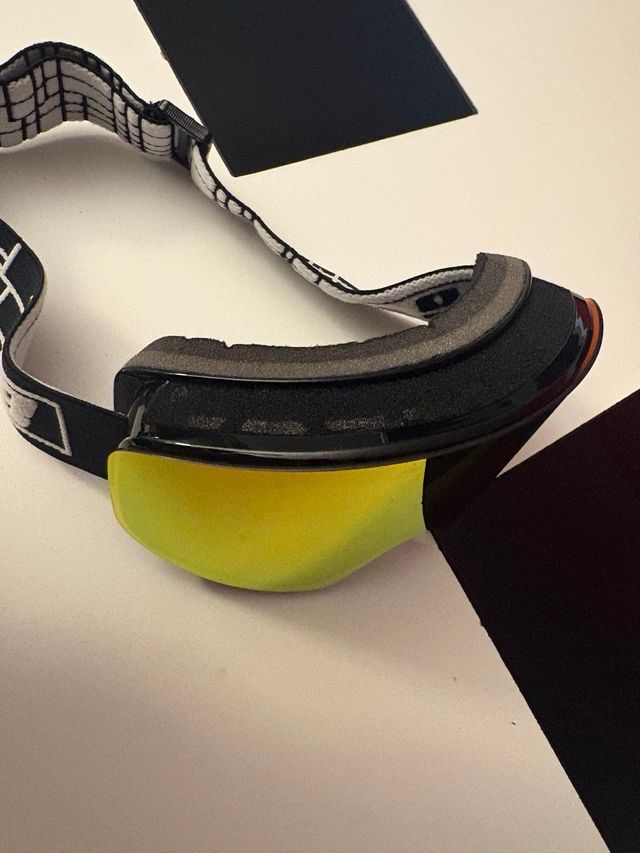 Gafas de esquí para sol y nubes