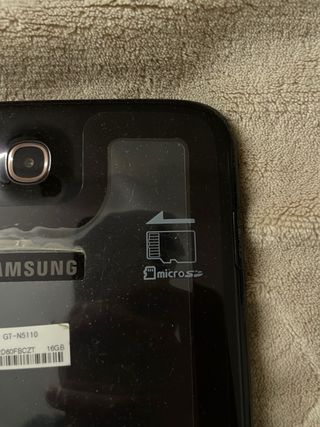 Samsung Galaxy Note 8.0 con funda